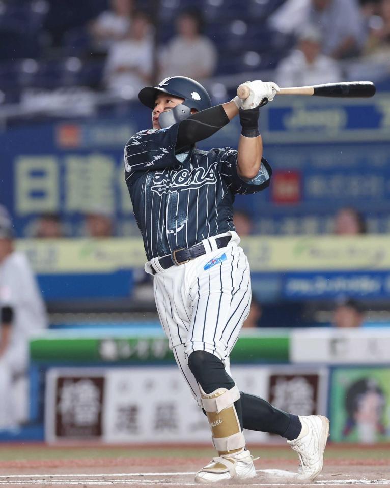 　西武・佐藤龍（２０２４年８月撮影）