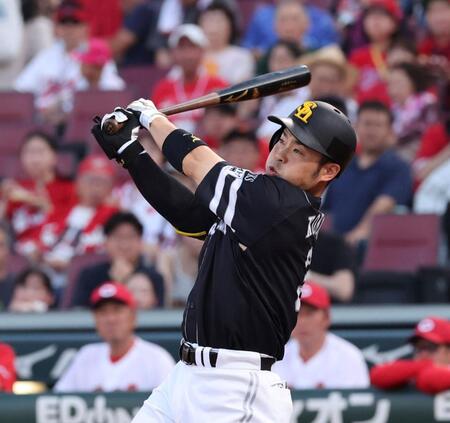 ソフトバンク・近藤が先制の２号２ラン　足を引きずりながらダイヤモンド一周