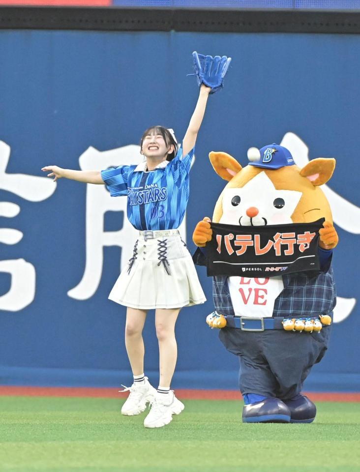 　ドッカーンＦＬＹＣＡＴＣＨに挑戦するＡＫＢ４８・徳永羚海（撮影・持木克友）