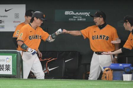 【写真】巨人・小林の登場に大歓声　今季東京ドーム初出場に「小林コール」も
