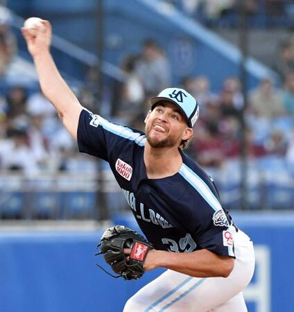 　楽天打線に立ち向かうランバート（撮影・佐藤厚）