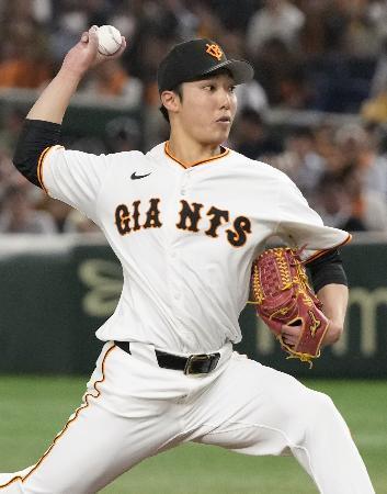 　西武戦に先発し、６回１失点で５勝目を挙げた巨人・赤星＝東京ドーム