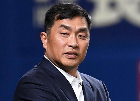 　山本昌氏
