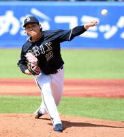 　ヤクルト打線に立ち向かう宮城（撮影・佐藤厚）