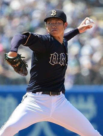　ヤクルト戦に先発し、６回途中２失点で６勝目を挙げたオリックス・曽谷＝神宮