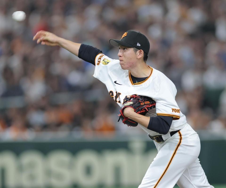 　西武戦に先発する戸郷（撮影・西岡正）