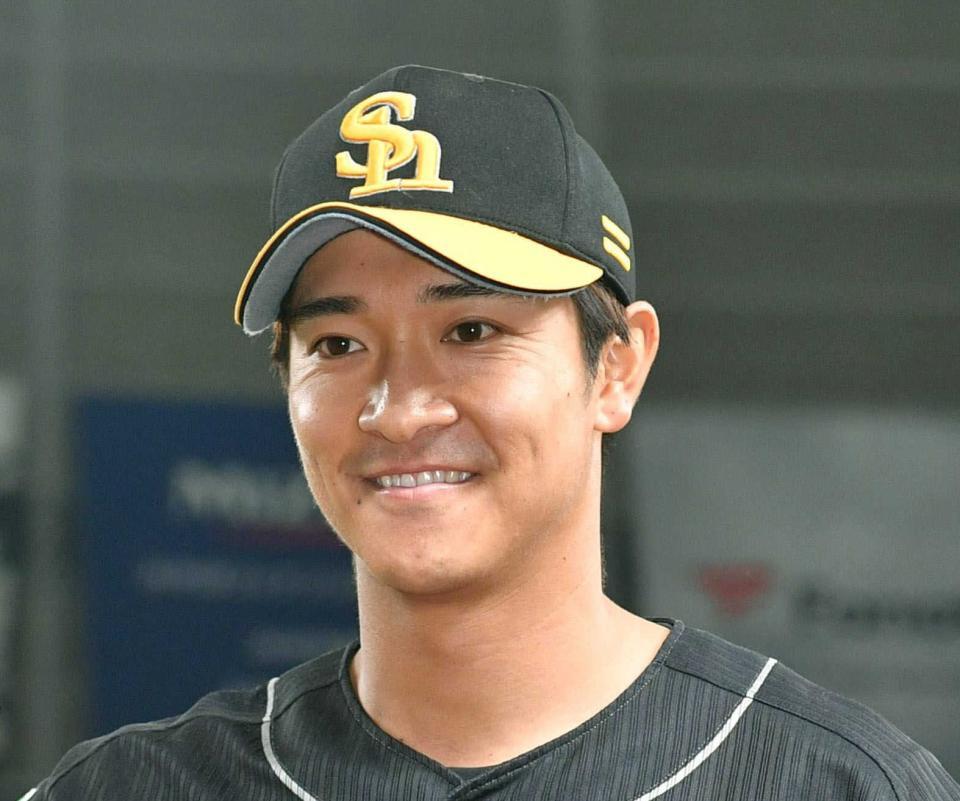 　ソフトバンク・柳町