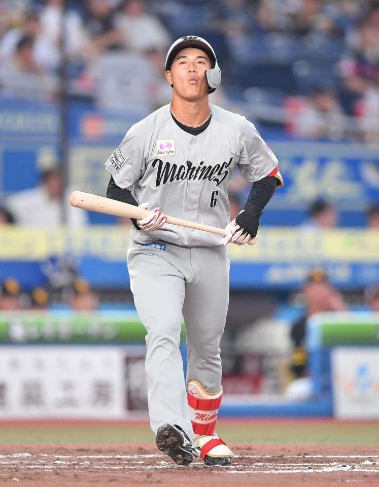 　２回、見逃し三振に倒れた西川（撮影・開出牧）