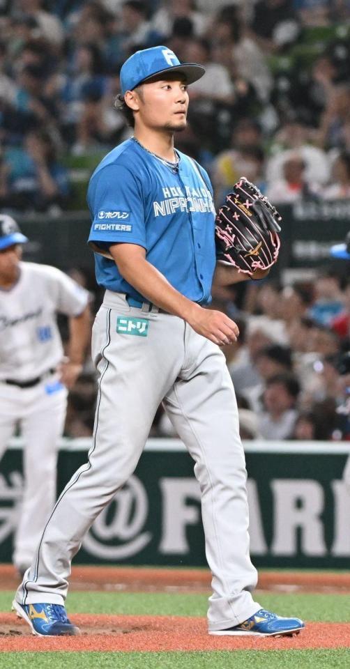 　３回、渡部聖に本塁打を浴びた伊藤