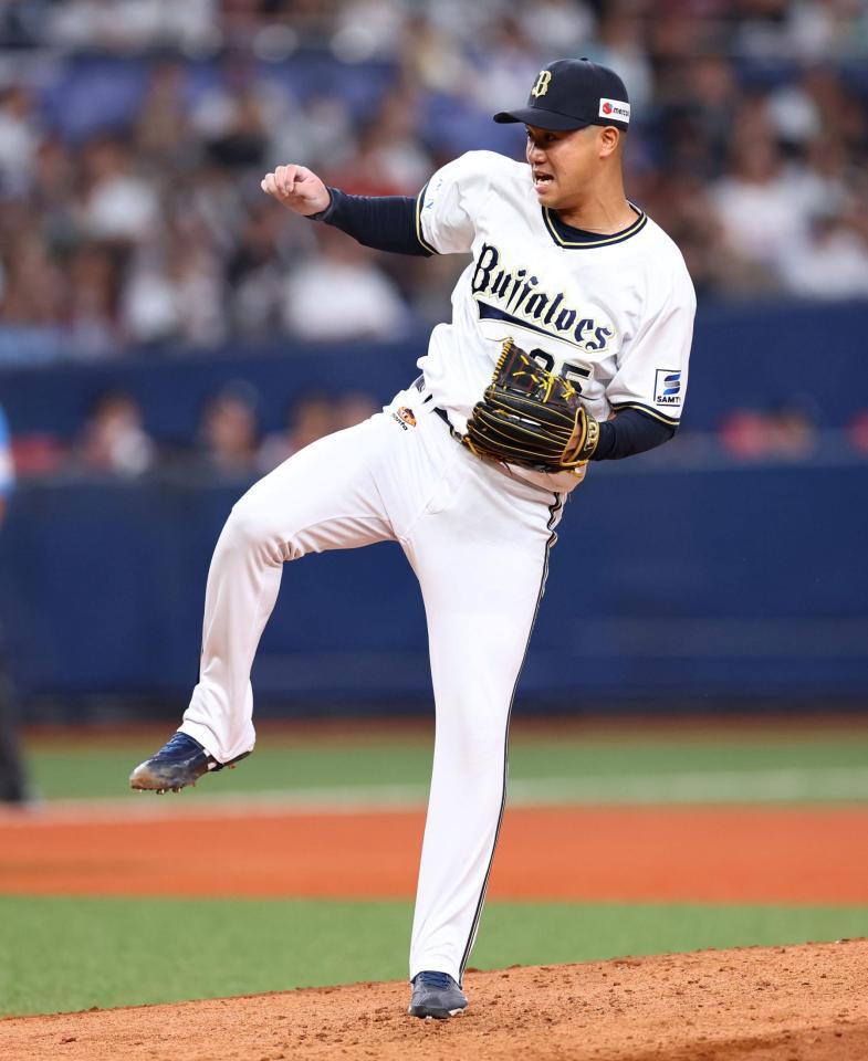 　５回、力投する才木（撮影・山口登）