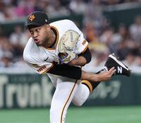 　９回表に登板したマルティネス