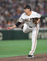 　８回から登板した大勢（撮影・伊藤笙子）