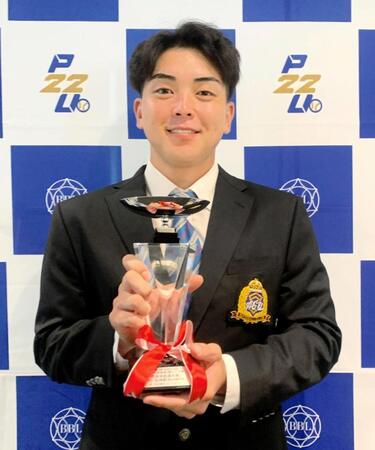 青学大・中西“３冠”「うれしい」東都春季リーグ戦表彰式　今秋ドラフト上位候補の最速１５２キロ右腕