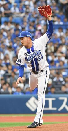 　中日打線に立ち向かう石田裕（撮影・佐藤厚）