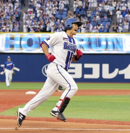 Ｄ４-３中（２日）　井上が逆転満塁本塁打