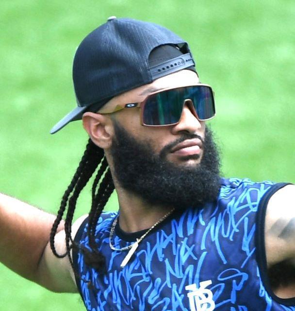 　ヘアスタイルを変えたジャクソン（撮影・佐藤厚）