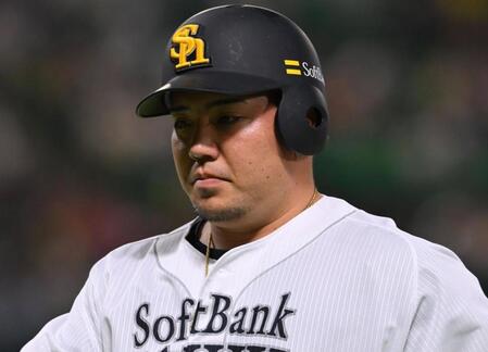 ４番復帰のソフトバンク・山川は３三振と不発　西武・武内に翻弄され「逆、逆、逆だった」