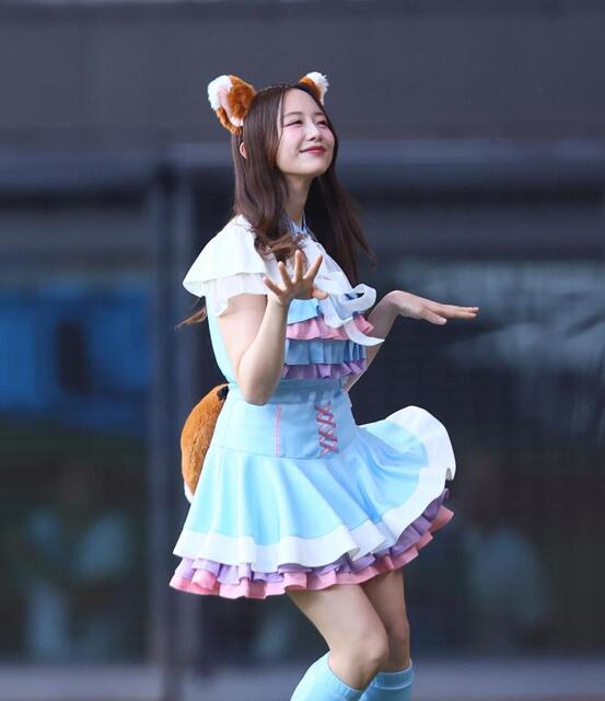 日本ハム 森香澄が激カワきつねダンス♥Fガールの特別衣装に身を包み
