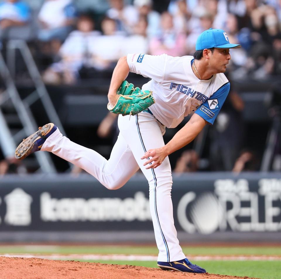 　９回、登板した上原（撮影・中島達哉）