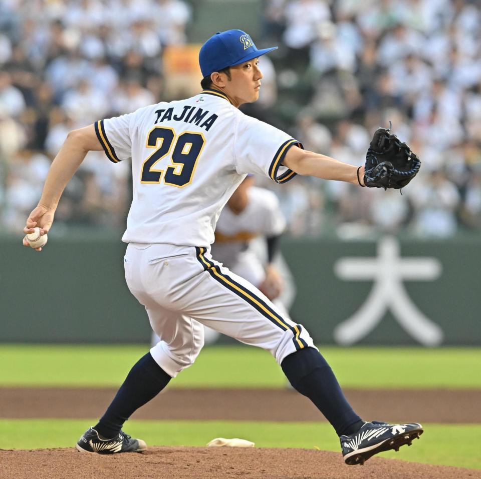 　力投する先発の田嶋（撮影・西田忠信）