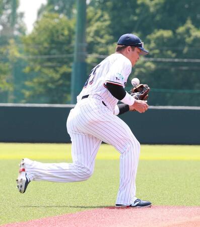 ヤクルト・村上が実戦復帰　２軍で２打席「しっかりスイングできた」失策に猛省