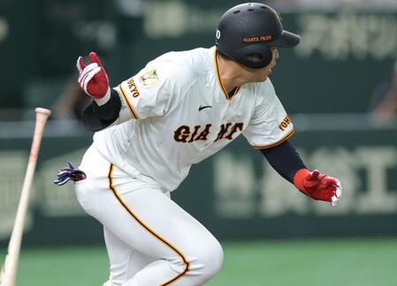 【動画】ストレート一閃　かすむライトスタンドに着弾　会心の荒巻弾