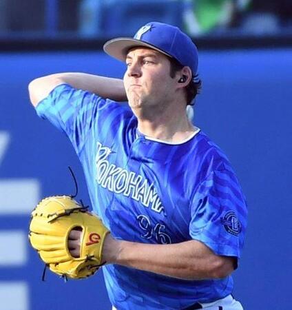 　ひげを剃ったバウアー（撮影・佐藤厚）