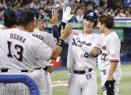 ヤ４-４Ｄ（９日）　ヤクルト代打古賀が同点２ラン