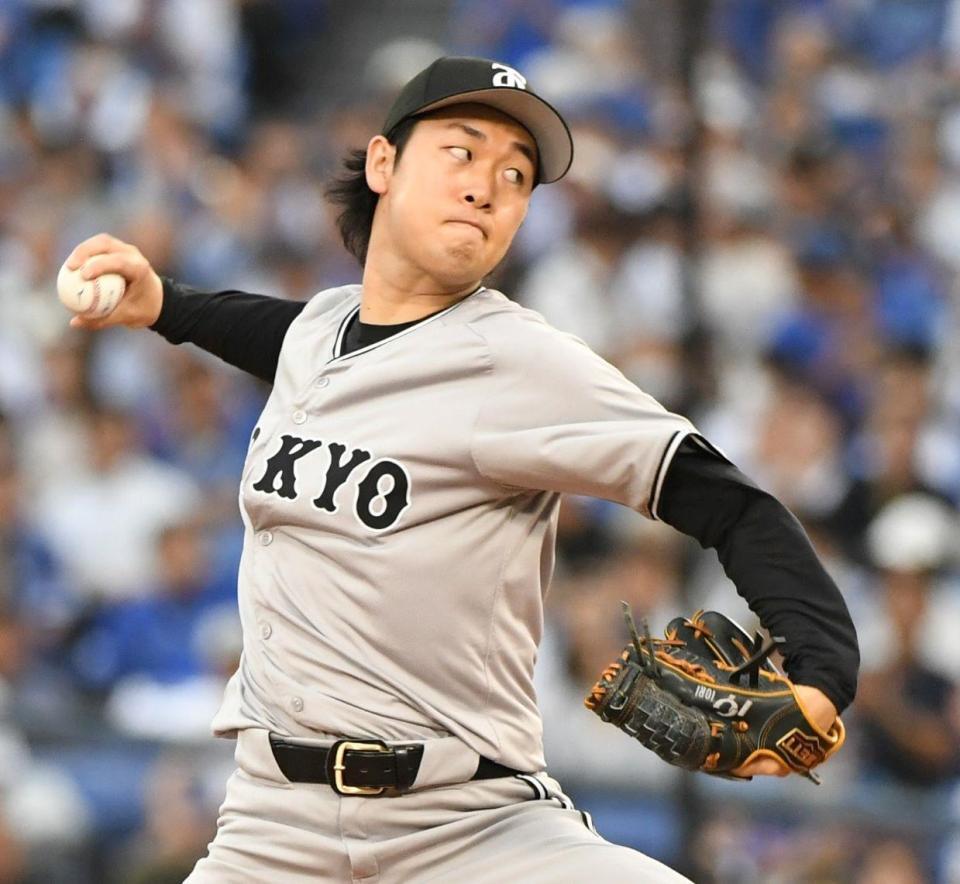 　ＤｅＮＡ打線に立ち向かう山崎（撮影・佐藤厚）