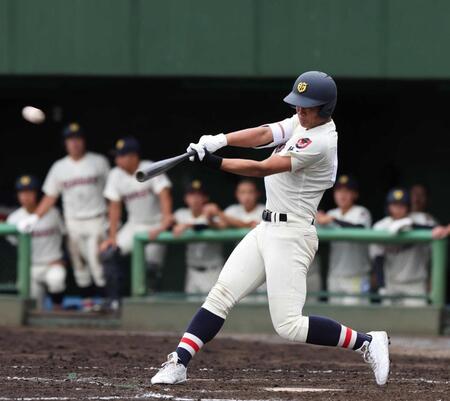 スカウト「高校時代の亀井みたい」走攻守そろったプロ注目の高校生は左の強打者