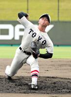 　７回２失点で完投した東洋大姫路・木下