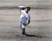 　６安打９奪三振で完封勝利を挙げた英数学館・藤本勇太