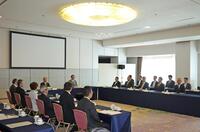 　都内で開かれたオーナー会議（代表撮影）