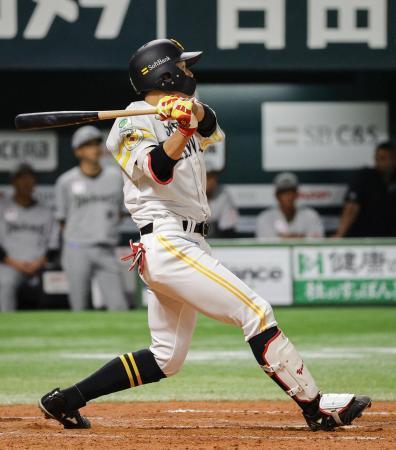 ソ１０-２ロ（１５日）　山本が逆転３ラン