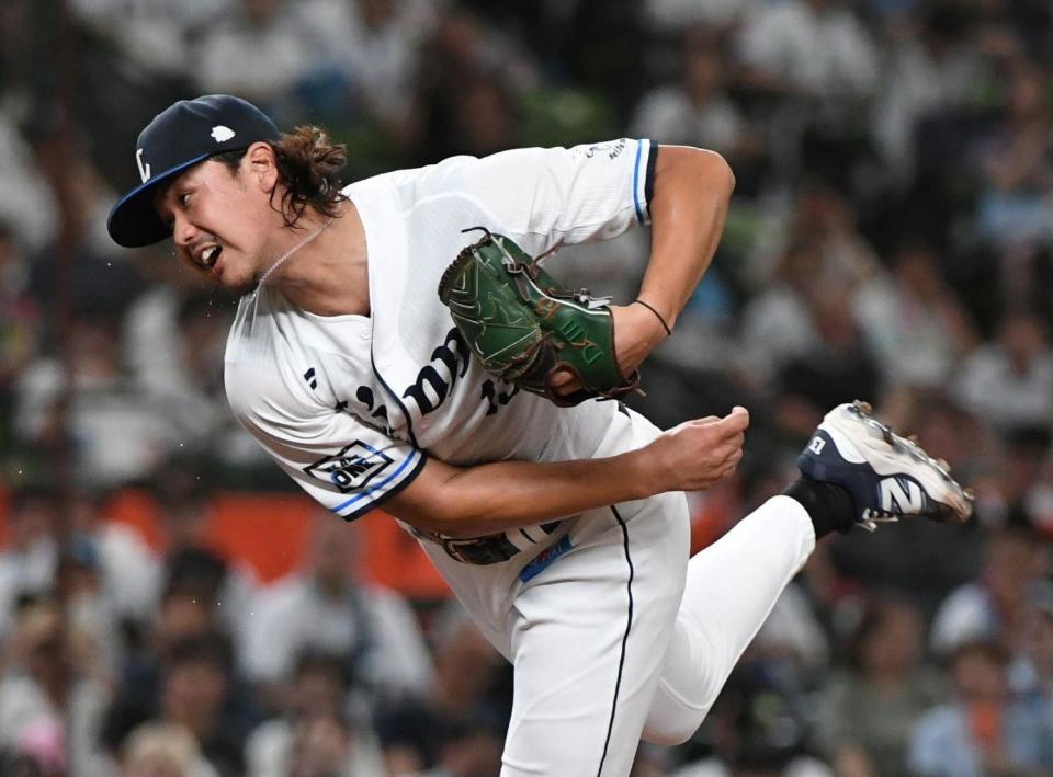 　日本ハム打線を相手に力投する高橋（撮影・佐藤厚）