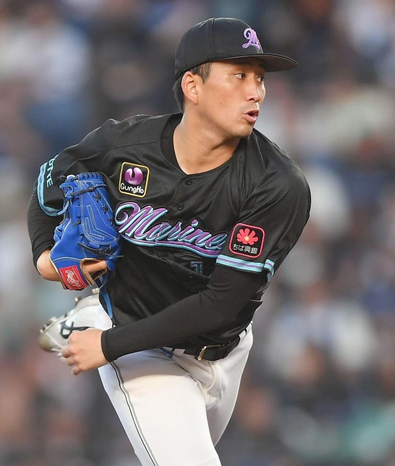 　力投する小島（撮影・開出牧）