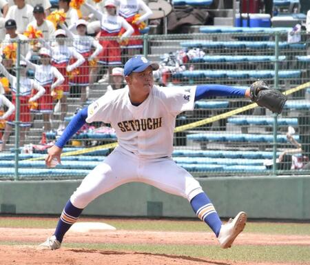 　完封勝利を挙げた瀬戸内・大町