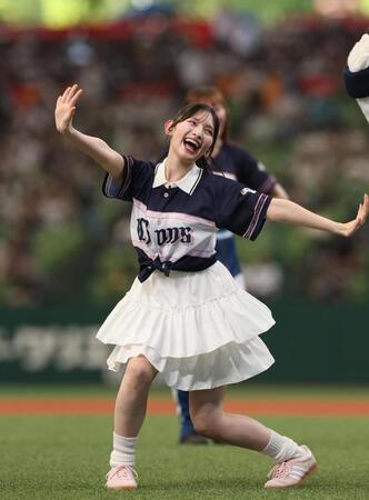 　ダンスをする超ときめき♡宣伝部・菅田愛貴（撮影・佐々木彰尚）