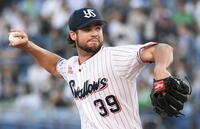　広島打線に立ち向かうランバート（撮影・佐藤厚）