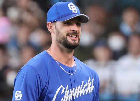 【写真】中日助っ人が美人妻と古都を堪能　着物姿が「クール！」の声