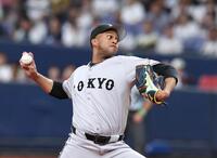 　先発し力投するマルティネス（撮影・北村雅宏）