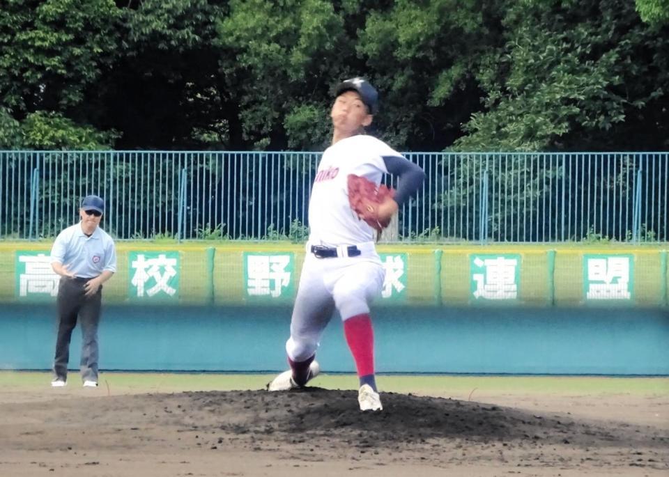 　先発し準決勝進出に貢献した橿原・上将太郎
