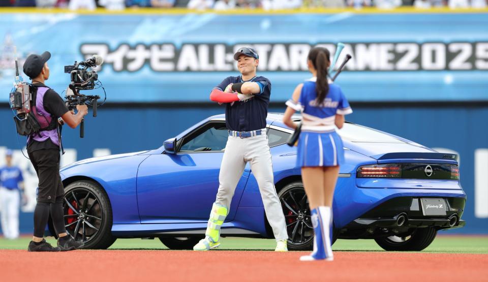 　ホームランダービー決勝にドヤ顔で登場する清宮幸（撮影・西岡正）