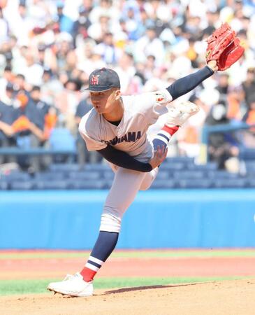 　先発し力投する横浜・池田聖摩（撮影・石井剣太郎）