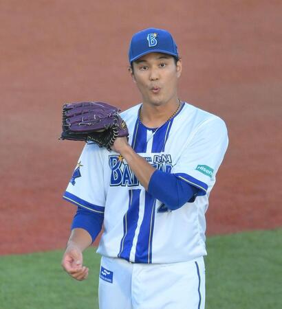 　１回、佐藤を左飛に打ち取った藤浪（撮影・伊藤笙子）