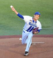 　ＤｅＮＡ移籍後初実戦で力投する藤浪（撮影・伊藤笙子）