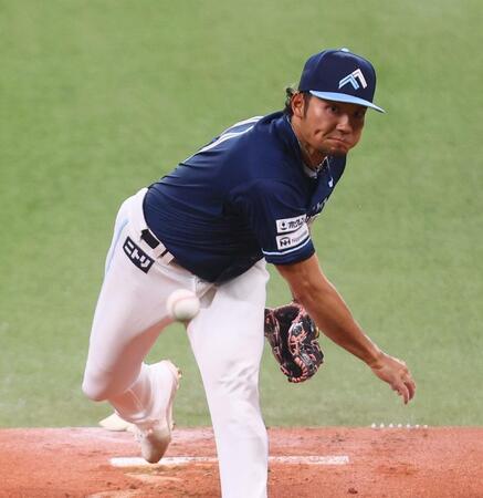 　１回、力投する伊藤（撮影・中島達哉）