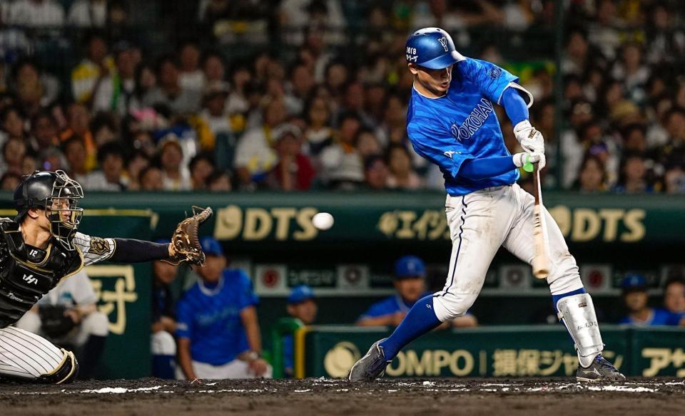 　６回、好機で空振り三振に倒れた松尾