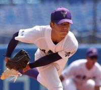 　好投する関東第一・坂本（撮影・佐々木彰尚）