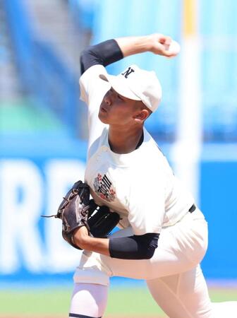 　先発の日大三・近藤優樹（撮影・金田祐二）